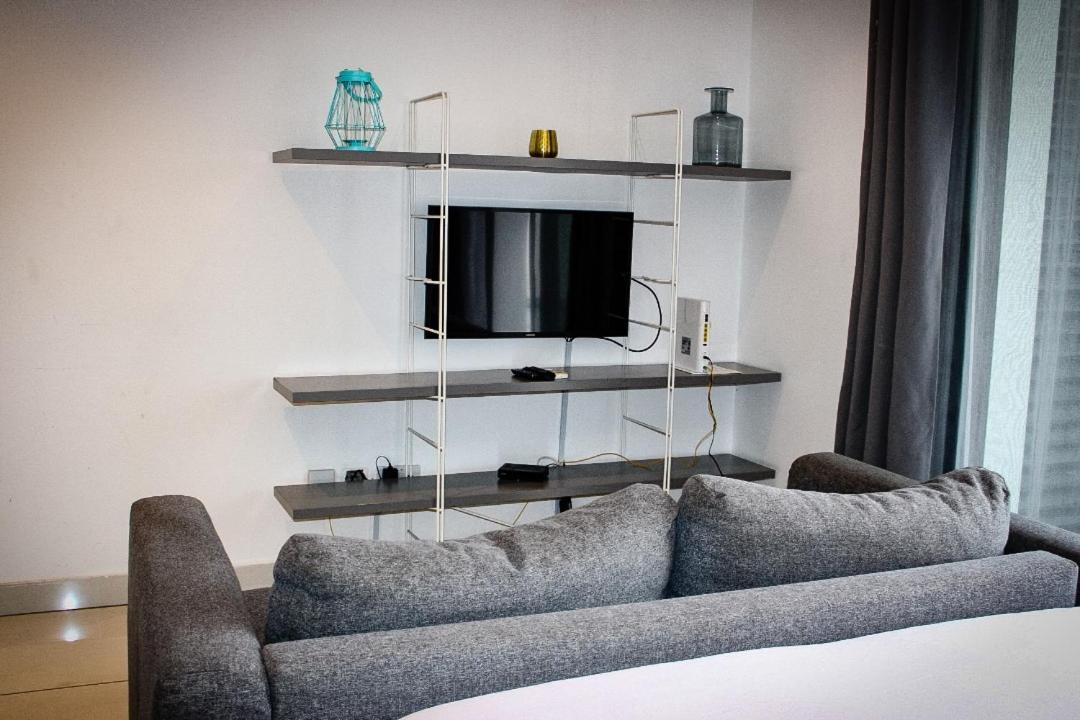 Embassy Gardens Deluxe Daire Akra Dış mekan fotoğraf